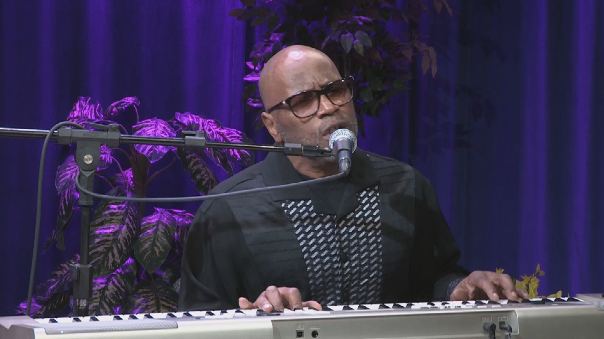 Praise Break: Episode 7 - May 2019