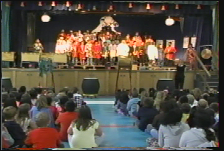 Indian Mounds Gr 5:  The Drums of Noto Hanto